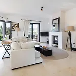 Rosario Marbella