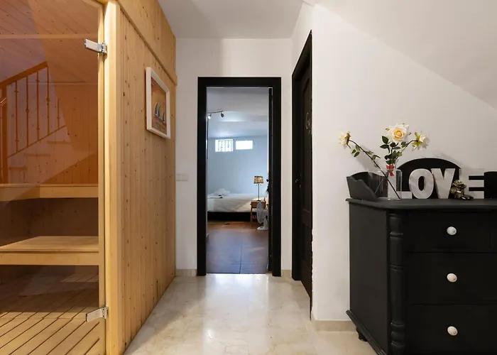 Rosario Vila Marbella